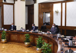 مدبولى يتابع موقف مشروعات قطاع الاتصالات بالعاصمة الإدارية الجديدة