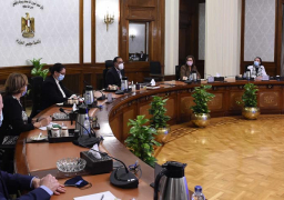 رئيس الوزراء يلتقي الأمين العام المساعد للأمم المتحدة