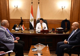 وزير الرياضة يناقش استعدادات استضافة مصر لبطولة العالم للرماية