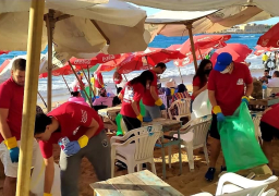 احتفالا باليوم العالمى لتنظيف الشواطئ: البيئة تنفذ أكبر حملة لتنظيف الشواطئ بالإسكندرية بطول حوالى ٥ كيلو متر