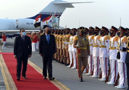 رئيس الوزراء يستقبل نظيره الأردني بمطار القاهرة