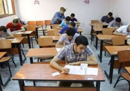 “التعليم”: 5آلاف طالب ثانوي عام يؤدي امتحان الرياضيات البحتة “دور ثان”