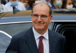 رئيس الوزراء الفرنسي: يجب السيطرة على كورونا قبل إصلاح نظام المعاشات