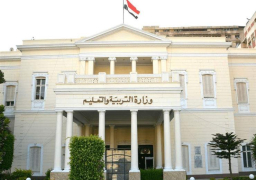 التعليم تحذر المدارس الخاصة من رفع أسعار الكتب وتلزمها بالقيمة المحددة