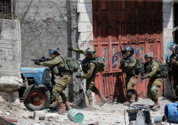 الجيش الإسرائيلي يختطف شابين فلسطينيين في جنين