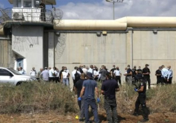 في مواجهات تطورت إلى اشتباكات مسلحة بجنين .. القوات الإسرائيلية تعتقل آخر أسيرين فلسطينيين فارين