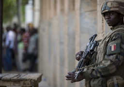 فرنسا تقلص جيشها وعدد أفراده في منطقة الساحل الإفريقي