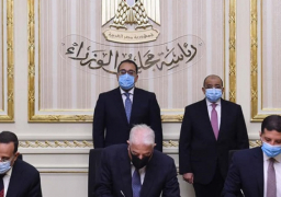 مدبولي يشهد مراسم توقيع بروتوكول تعاون بشأن الطرح الإلكتروني الأول لعدد من التجمعات التنموية الزراعية والسكنية بسيناء