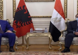 رئيسا الوزراء المصري والألباني يترأسان جلسة مباحثات موسعة لتعزيز علاقات التعاون بين البلدين