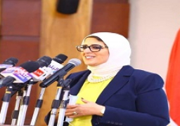 وزيرة الصحة: استقبال مليون و ٣٩٨ ألفًا من لقاح «فايزر» بمطار القاهرة الدولي