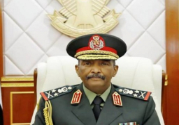 البرهان: لجنة قانونية للبت في مصير المسؤولين الموقوفين