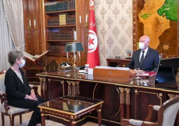 الرئيس التونسي قيس سعيد يدعو نجلاء بودن إلى التسريع في تشكيل الحكومة