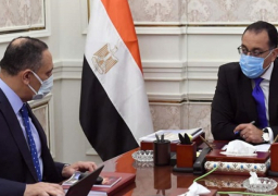 رئيس الوزراء يتابع ملفات عمل المركز الوطني لتخطيط استخدامات أراضي الدولة