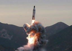 كوريا الشمالية تطلق صاروخاً باليستياً قبالة الساحل الشرقي