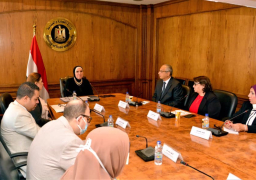 وزيرة التجارة والصناعة تبحث مع قيادات هيئة الرقابة على الصادرات والواردات الارتقاء بمنظومة الخدمات المقدمة لمجتمع الاعمال