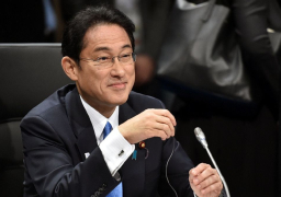 رئيس الوزراء الياباني يتعهد بتعزيز العلاقات مع الآسيان