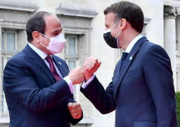 السيسي وماكرون يتباحثان هاتفيا بشأن المؤتمر الدولى حول ليبيا في باريس