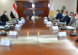 وزير التنمية المحلية يتابع مع قيادات الوزارة مستجدات برنامج تطوير الريف ومنظومة المخلفات وملف الانتقال للعاصمة الإدارية وتدريب الكوادر المحلية