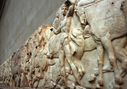 اليونان تصر على إعادة بريطانيا لروائع البارثينون