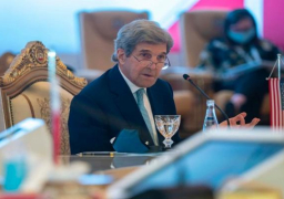 الخارجية الأمريكية : كيري يحضر توقيع “مشروع الرخاء” بالإمارات