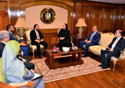 وزيرة التجارة والصناعة ونظيرها الليبي يبحثان سبل تنمية وتطوير العلاقات الاقتصادية المشتركة وتعزيز التعاون في القطاع الصناعي