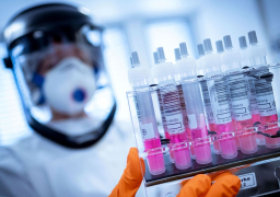 العراق يحذر مواطنيه من متحور “أوميكرون”