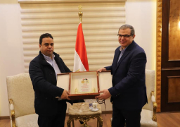 سعفان يودع وزير العمل الليبي في ختام زيارته لمصر