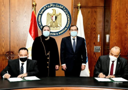 توقيع عقدين لتمويل مشروعات البرنامج الرئاسي لتحويل السيارات للعمل بالغاز بالتعاون بين وزارة البترول وجهاز تنمية المشروعات