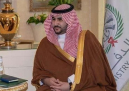 نائب وزير الدفاع السعودي يؤكد التزام التحالف بدعم الشعب اليمني