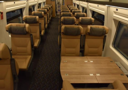 وزير النقل يبحث مع “تالجو الأسبانيه” توريد 7 قطارات لصالح السكة الحديد