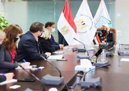 وزيرة البيئة تلتقى مدير مركز “إيكاردا” وتبحث التعاون المشترك فى مجال التغيرات المناخية