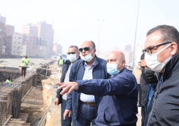 وزير النقل يتفقد مواقع العمل بمشروع التطوير الشامل للطريق الدائري