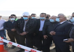 وزير النقل يتفقد مواقع العمل في مشروع تطوير ميناء السخنة ويعقد اجتماعاً موسعاً مع الشركات الوطنية المنفذة