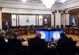 رئيس الوزراء يلتقى رؤساء وممثلي المجالس التصديرية