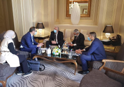 وزير الزراعة يبحث مع المستثمرين العرب والأجانب فرص الاستثمار الزراعي