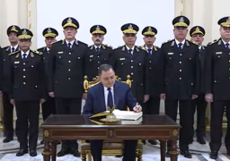 وزير الداخلية يسجل كلمة شكرلرئيس الجمهورية بمناسبة عيد الشرطة