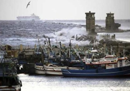 إغلاق بوغازي الإسكندرية والدخيلة لسوء الأحوال الجوية