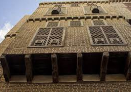 لجنة أثرية هندسية تعاين منزل عثمان طبق الأثري برشيد