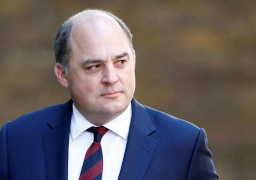 بريطانيا: يمكن أن ندعم دول الناتو بزيادة قواتنا لردع أي عدوان روسي