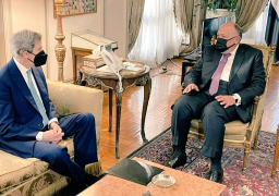 شكري يعقد مباحثات مع المبعوث الرئاسي الأمريكي الخاص للمناخ