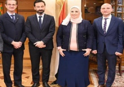 وزيرة التضامن تبحث تعزيز الشراكة مع وفد البعثة الإقليمية للجنة الدولية للصليب الأحمر