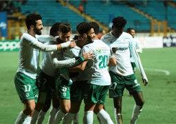 ايسترن بعشرة لاعبين يحول تاخره امام الاتحاد الى تعادل