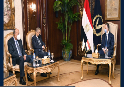 وزير الداخلية يستقبل أمين عام مجلس وزراء الداخلية العرب