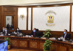 مجلس الوزراء يوافق على حزمة قرارات بشأن زيادة الأجور والمنح