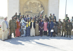 صور..الفريق ربيع يستعرض مشروعات تطوير القناة لوفد أكاديمية ناصر