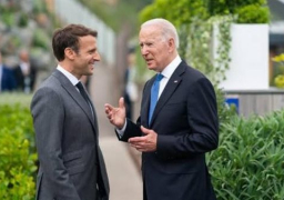 ماكرون يطلع بايدن على نتيجة اجتماعاته الأخيرة في روسيا وأوكرانيا