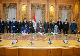 “وزير الدولة للإنتاج الحربى” يشهد توقيع اتفاقية لتأسيس شركة لتصنيع مكونات مجموعات تحويل السيارات للعمل بالغاز الطبيعى (المضغوط/المسال)