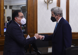 الوزراء يستقبل “جون كيري” المبعوث الرئاسي الأمريكي الخاص للمناخ