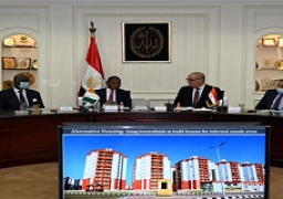 بالصور .. وزير الإسكان يستعرض تجربة الدولة المصرية في توفير أنماط الإسكان المختلفة