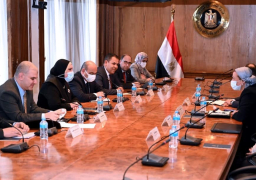 في اجتماع مشترك لوزيرتي التجارة والصناعة والبيئة .. الاتفاق على تشكيل مجموعة عمل مشتركة لتنسيق مشاركة قطاع الصناعة في فعاليات مؤتمر المناخ COP27 العام الجاري بشرم الشيخ